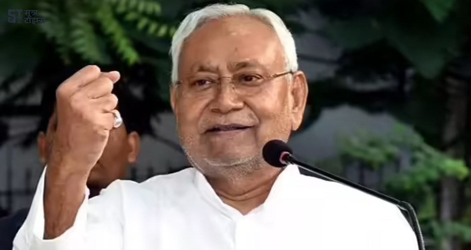 CM Nitish gave a gift to the youth